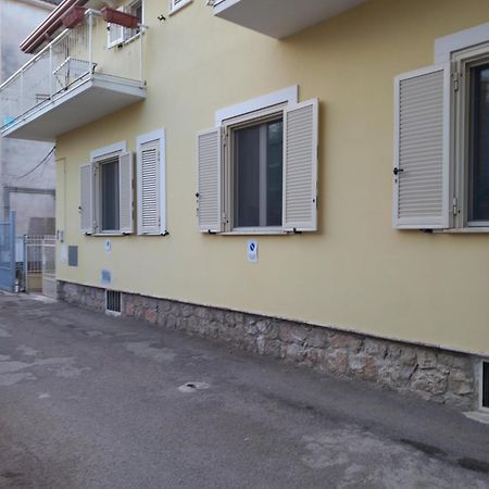 B&B A Casa Di Antonella Скаури Экстерьер фото