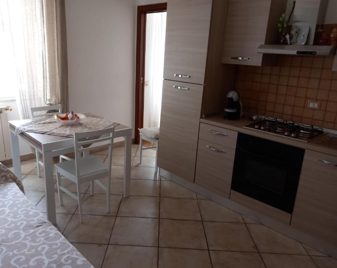 B&B A Casa Di Antonella Скаури Экстерьер фото